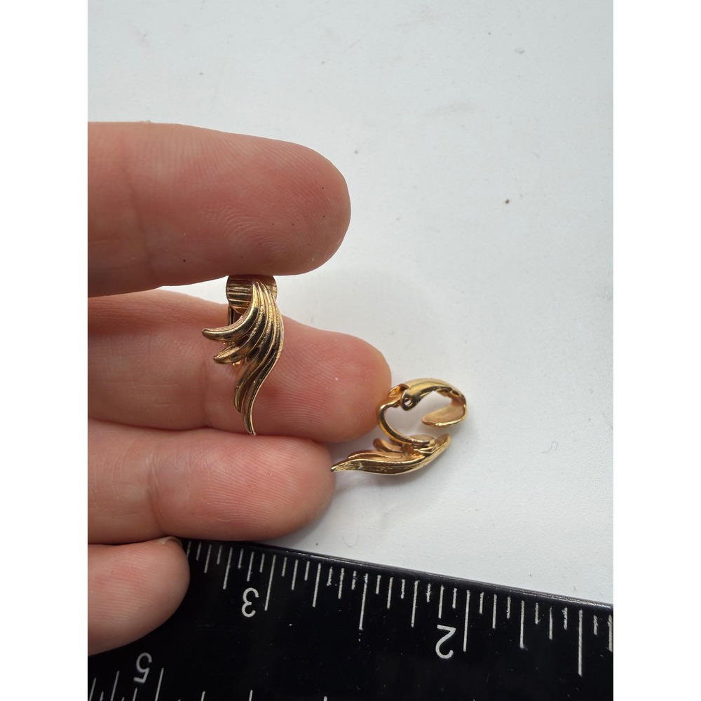 Vintage Gold Tone Textured Plume Wing Clip On Earrings Mid Century Style